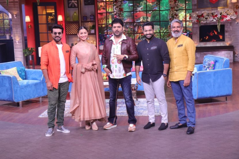 'आरआरआर'मध्ये अभिनेत्री आलिया भट्ट प्रमुख अभिनेत्रीची भूमिका साकारत आहे.