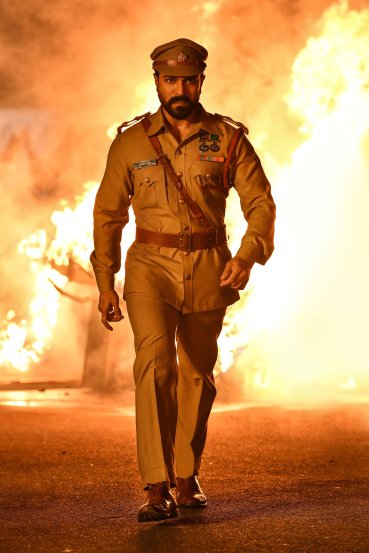 Photos Rajamouli Film RRR Star Cast Fees Of Ram Charan Jr Ntr Alia Bhatt Ajay Devgan