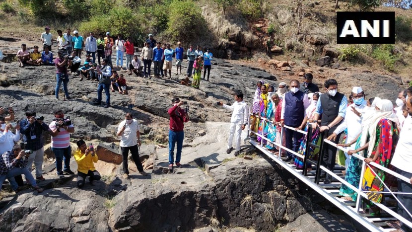 Maharashtra Minister Aaditya Thackeray today inaugurated a bridge in Shendripada of Nashik