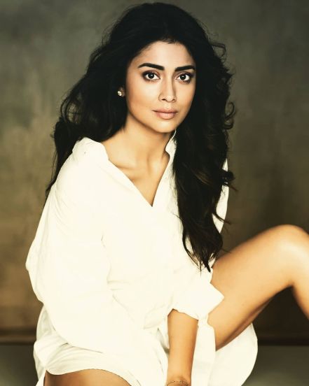 Shriya Saran Contraverscial life and Lesser known facts