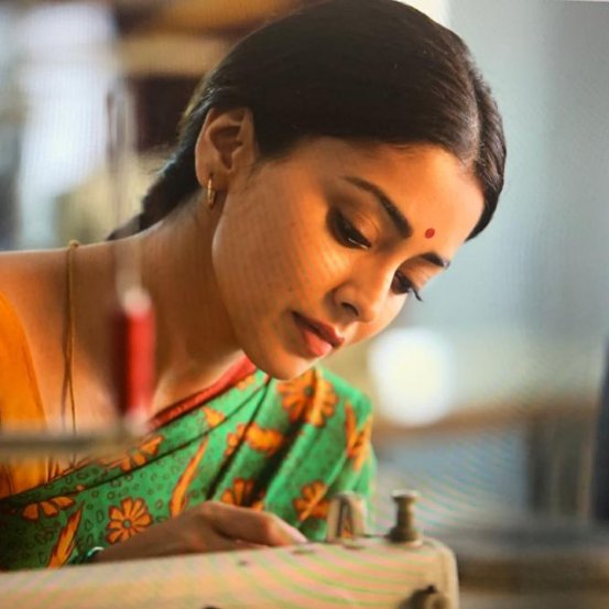 Shriya Saran Contraverscial life and Lesser known facts