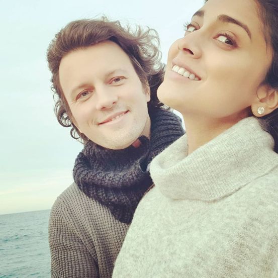 Shriya Saran Contraverscial life and Lesser known facts