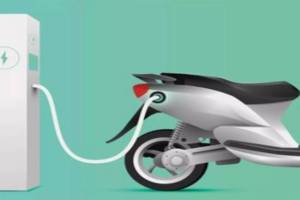 भेटीला येत आहे Vaan Electric Moto ची ‘Urbansport’ ई-बाईक, अर्ध्या युनिटमध्येच चार्ज होते, फीचर्स, रेंज आणि किंमत जाणून घ्या