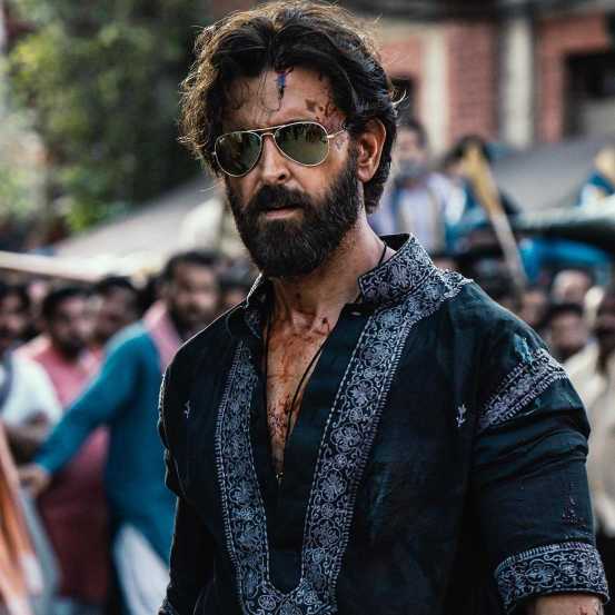 जबरदस्त अ‍ॅक्शन, शरीरयष्टी, आणि अफलातून डान्ससाठी ओळखला जाणारा अभिनेता ह्रतिक रोशन हल्ली बराच चर्चेत असतो.