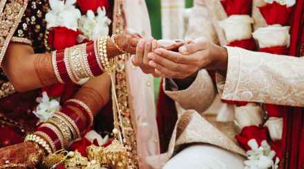 Astrology: लग्न होताच ‘हे’ अक्षर असलेल्या नावाच्या लोकांना लागू शकते लॉटरी