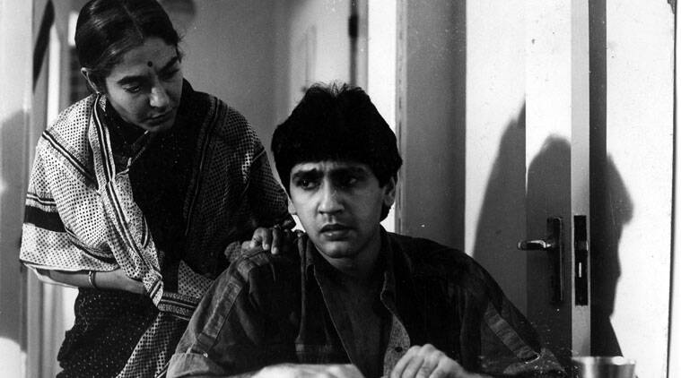 'फूल', 'जनम', 'तेरी कसम', 'लव्ह स्टोरी' अशा हिट झालेल्या चित्रपटांत अभिनेता कुमार गौरव यांनी काम केलं आहे. अभिनेता राजेंद्र कुमार यांचे ते पुत्र आहेत. अनेक हिट चित्रपट देऊनसुद्धा कुमार गौरव यांना वडिलांप्रमाणे बॉलिवूडमध्ये छाप पाडता आली नाही.