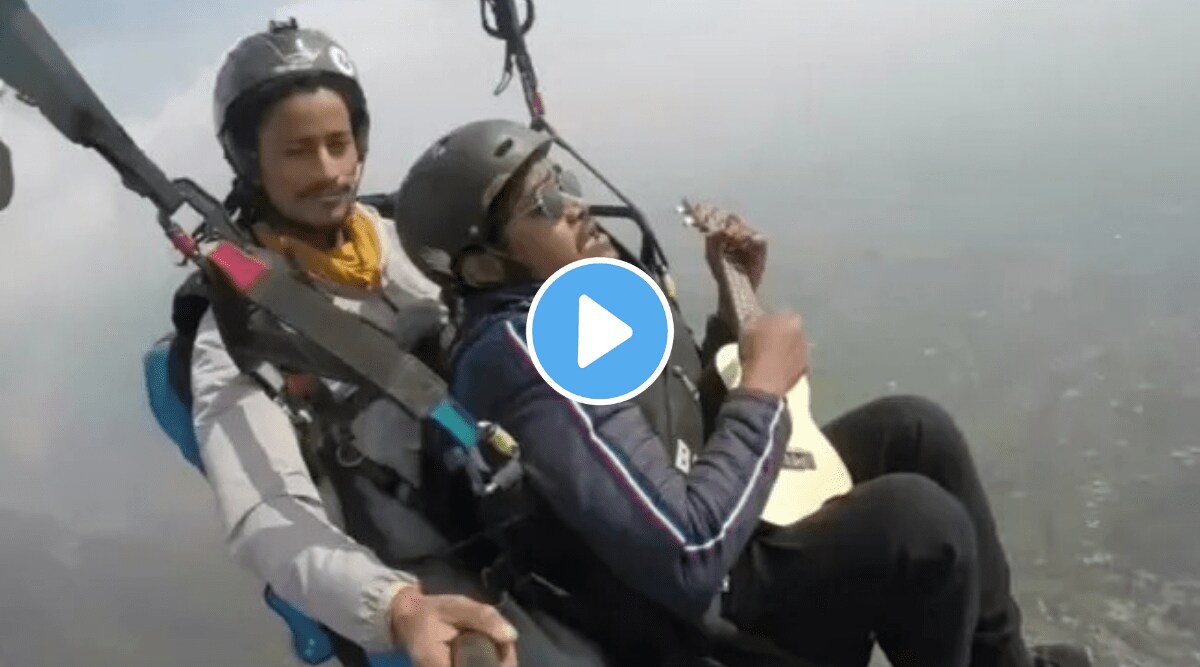 man sang at 8000 feet