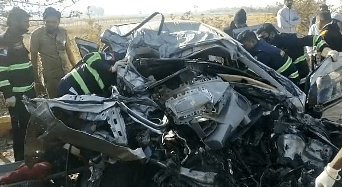 mumbai pune accident