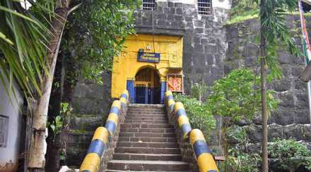 अंमलदाराला धक्का देत ३५ फूट उंच तटबंदीवरून उडी, अलिबागमधील फरार कैदी पुन्हा १२ तासात जेरबंद
