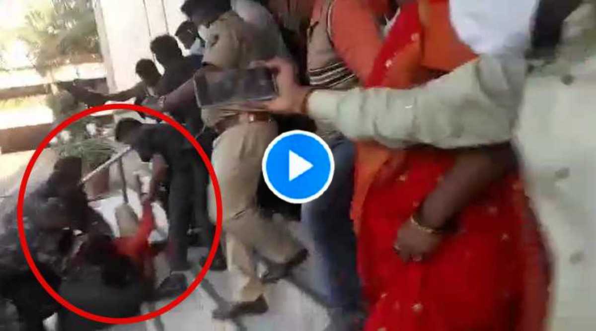 VIDEO: पुण्यात राडा, शिवसैनिकांच्या धक्काबुक्कीत किरीट सोमय्या पडले पायरीवर