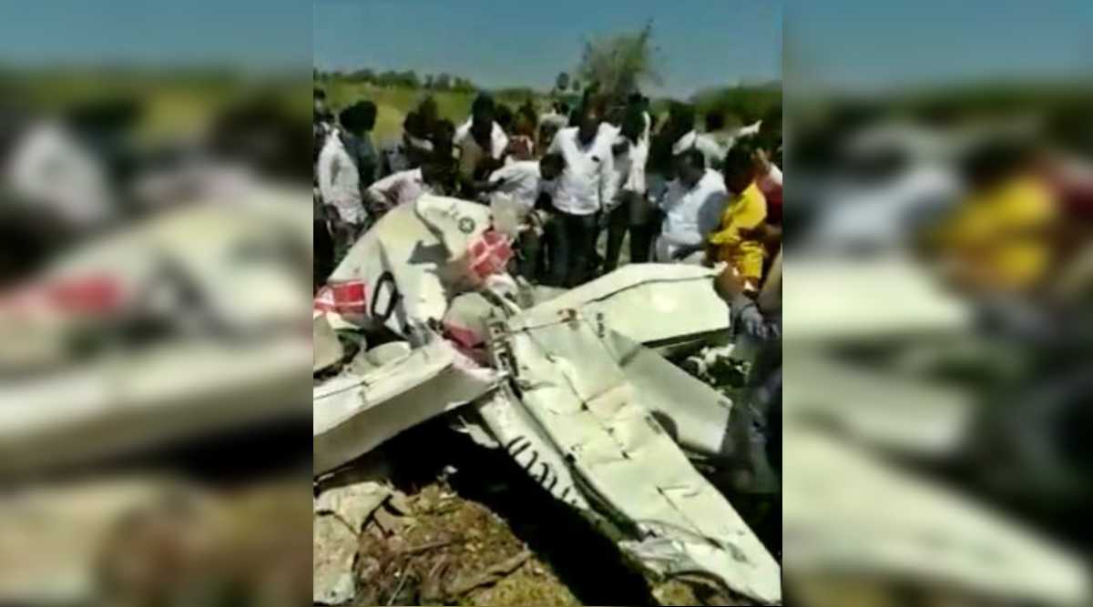 Telangana Aircraft Crash : तेलंगणात विमान कोसळलं, महिला वैमानिकाचा मृत्यू