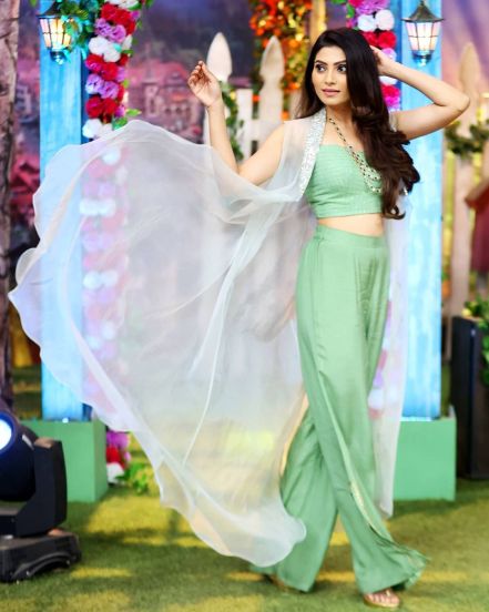 Reena Madhukar Man Udu Udu Zhala