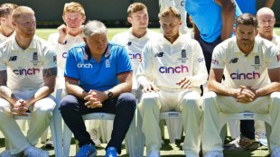 Chris Silverwood sacked as head coach of the England cricket team