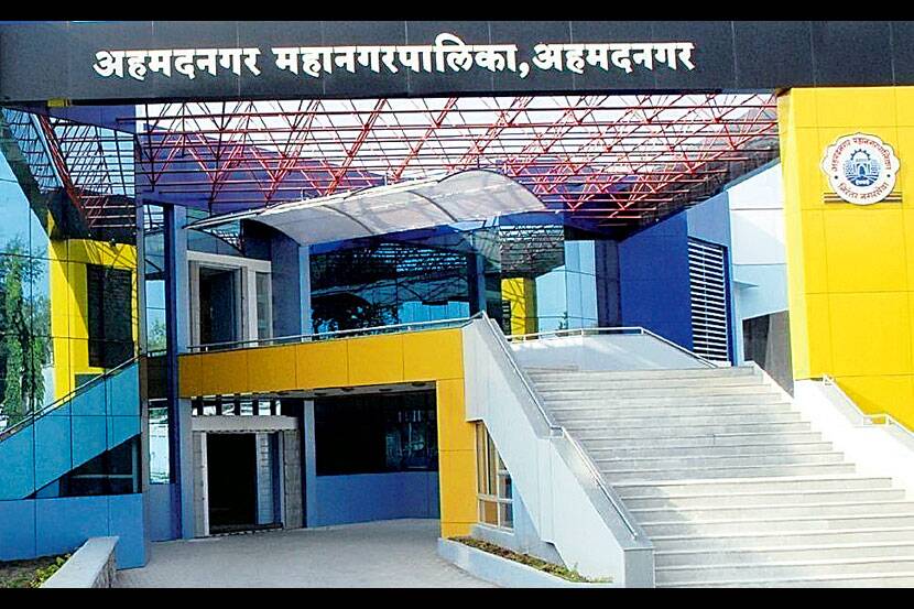रस्त्यावर कचरा टाकणाऱ्यांचे महापालिका चित्रीकरण करणार