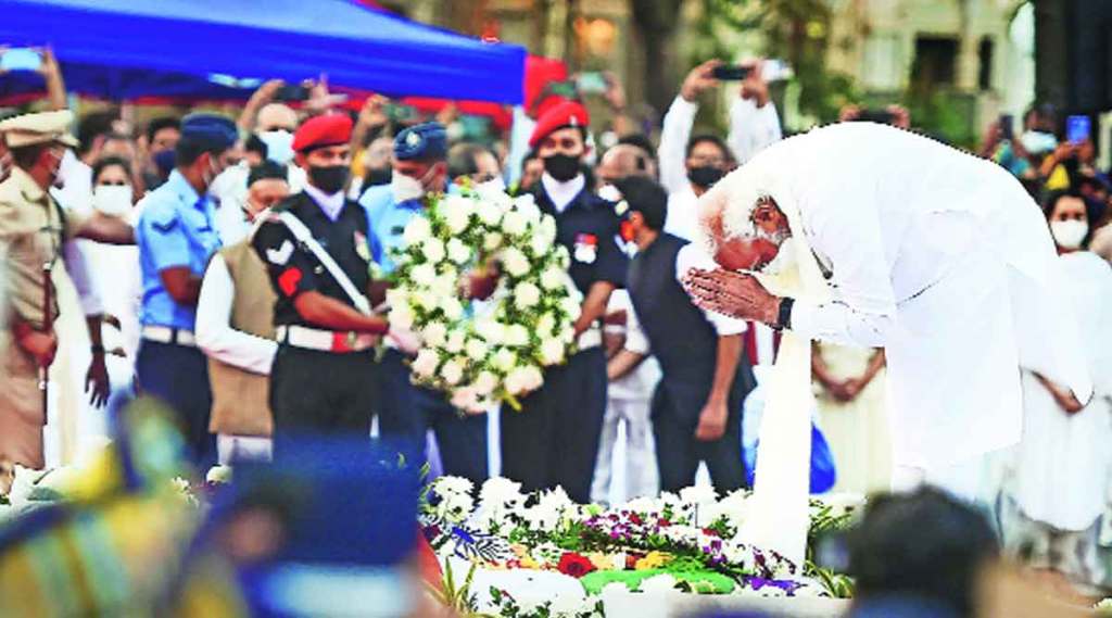 पंतप्रधानांच्या उपस्थितीमुळेच लताबाईंवर शिवाजी पार्कवर अंत्यसंस्कार; नियोजनात ऐनवेळी बदल