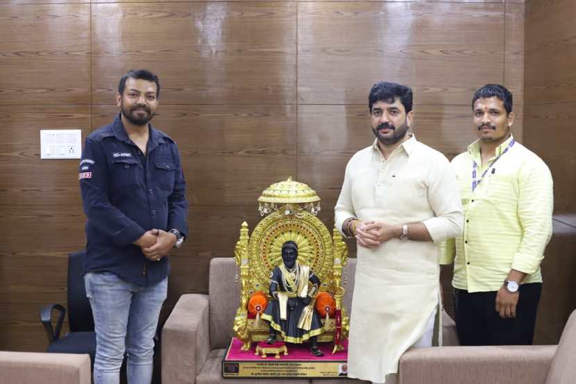 Chhatrapati Shivaji Maharaj Sculpture PM Narendra Modi Pune