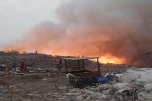 Kalyan Massive fire at Aadharwadi waste land