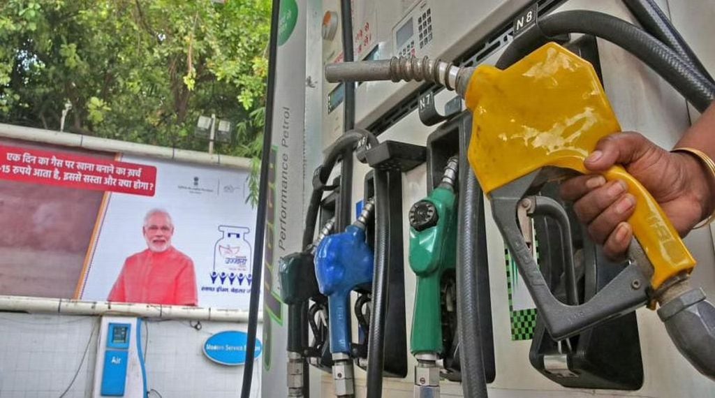 Petrol-Diesel Price Today: १३७ दिवसांनंतर देशात इंधन दरवाढ; जाणून घ्या कितीने महागलं पेट्रोल आणि डिझेल