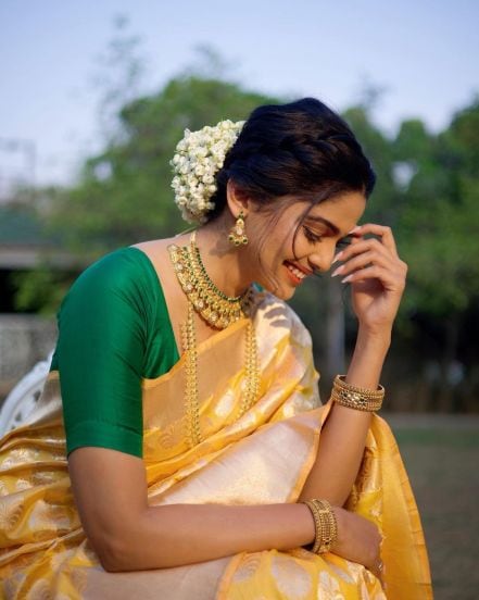 Pooja Sawant Saree Look