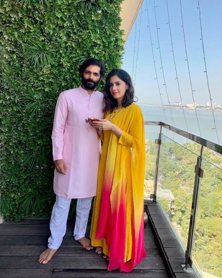 Raj Thackeray Son Amits wife mitali is pregnant expecting baby in April 
