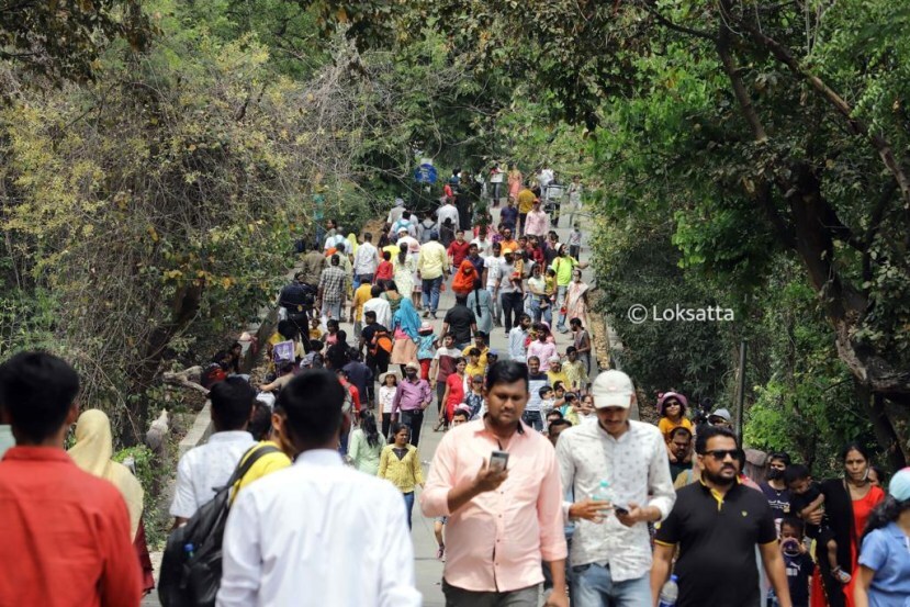 Rajiv Gandhi Zoological Park Pune Photos