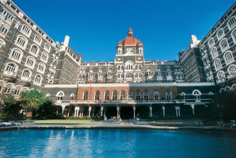 मुंबईतील ताज पॅलेस हॉटेलमध्ये दिल्ली कॅपिटल्सचा संघ राहत आहे.