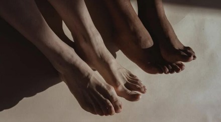 जाणून घेऊया व्यक्तीच्या पायांच्या आकारावरून त्याचे व्यक्तिमत्व आणि भविष्य कसे जाणून घ्यायचे. (प्रातिनिधिक फोटो)

