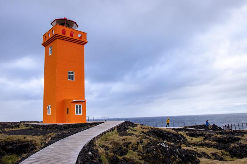 आइसलॅण्डमध्ये दैनंदिन जीवनातील बहुतांश वस्तूंची दुसऱ्या देशातून आयात करावी लागते. (फोटो : Pexels)