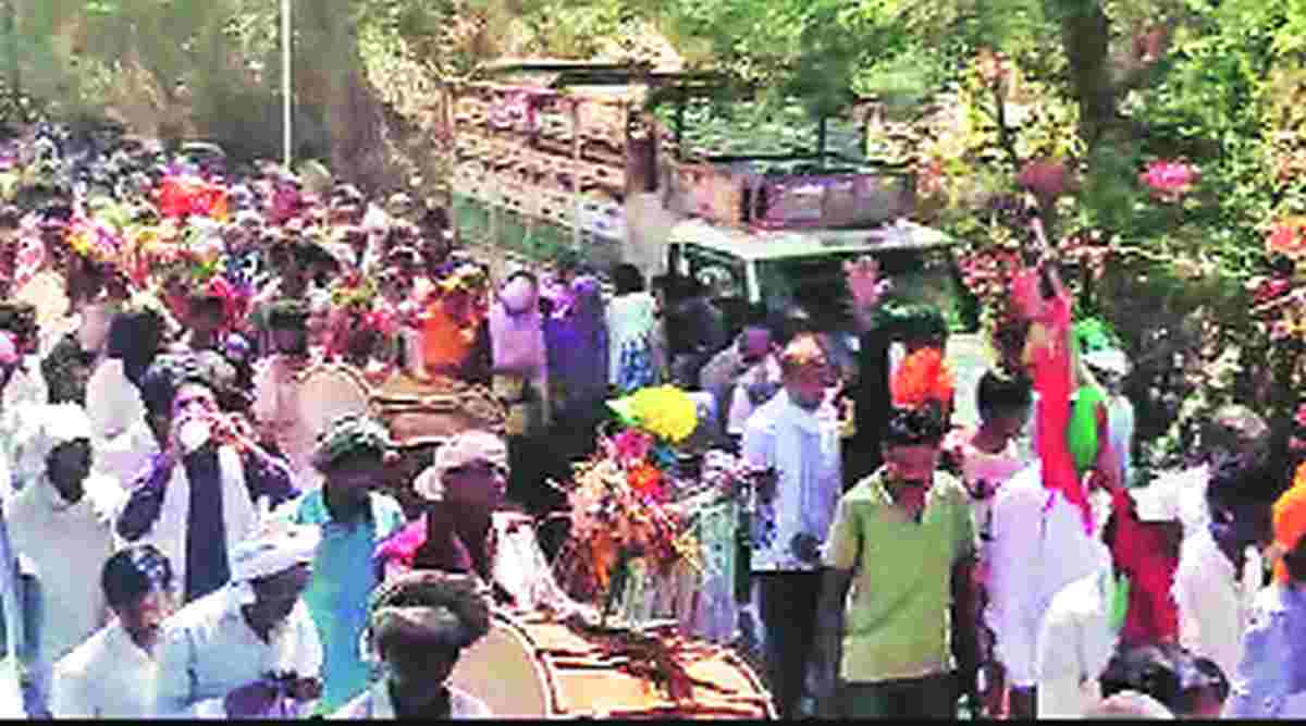 सातपुडय़ात होलिकोत्सवाचा उत्साह; निर्बंध शिथिल झाल्यामुळे पर्यटकांना पर्वणी