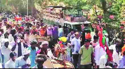 सातपुडय़ात होलिकोत्सवाचा उत्साह; निर्बंध शिथिल झाल्यामुळे पर्यटकांना पर्वणी