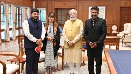 The Kashmir Files actress Pallavi Joshi special connection with singer Swapnil Bandodkar Do you know