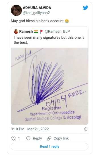 Weird Signature Photo Goes Viral Users Did Hilarious Comment On It