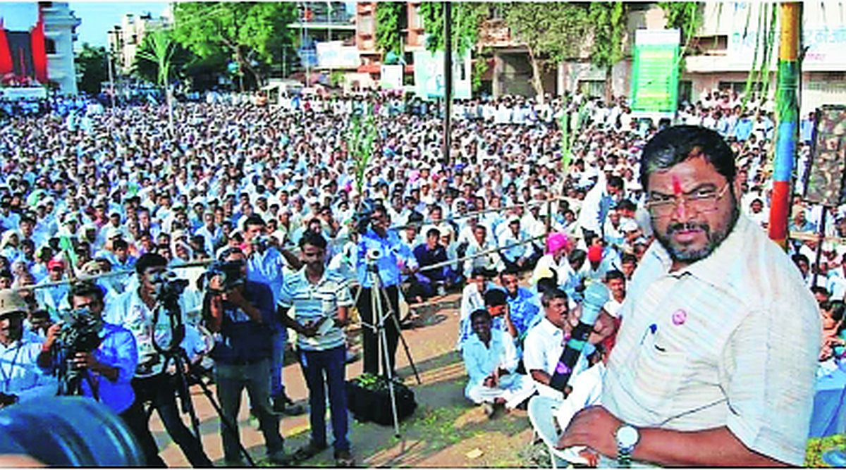 राजू शेट्टी यांच्या राजकीय प्रवासाचे वर्तुळ पूर्ण; आघाडीतून बाहेर पडल्यानंतर पर्यायाच्या शोधात