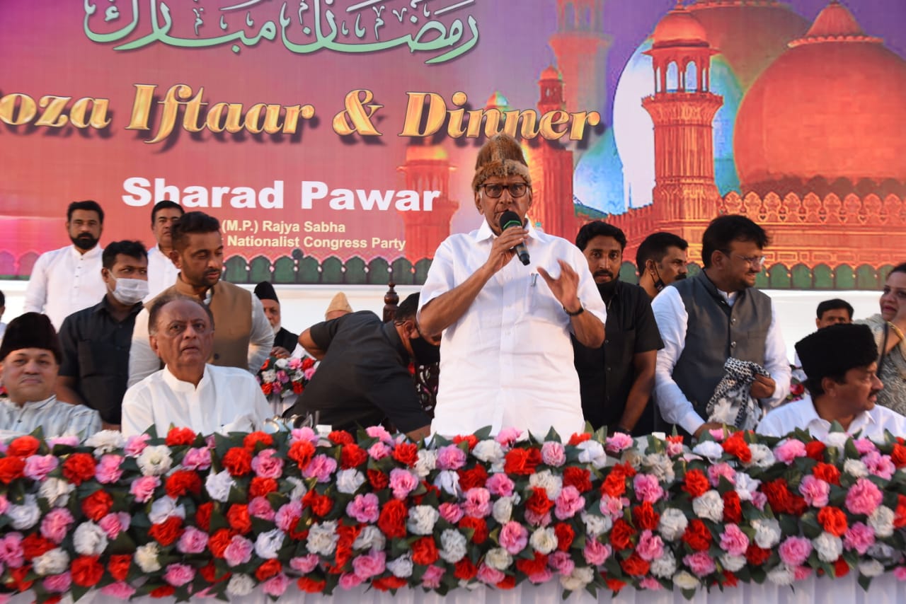 NCP organize Iftar party in Mumbai Sharad Pawar Supriya Sule And Party leaders were present