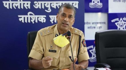 धडक कारवाई आणि आपल्या निर्णयांमुळे नाशिक शहरचे पोलीस आयुक्त दीपक पांडे चांगलेच चर्चेत होते
