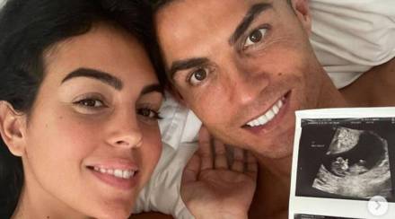 Star footballer Cristiano Ronaldo newborn son dies