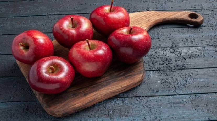 सफरचंद पचनसंस्थेसाठीही अत्यंत फायदेशीर आहे. (फोटो: indian express)