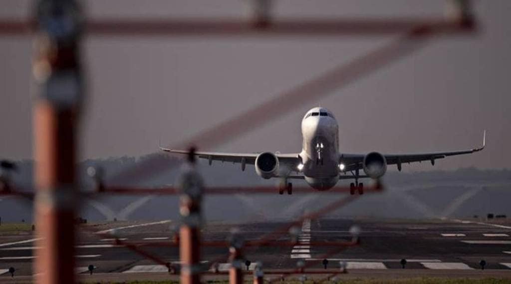 ‘त्या’ संदेशावरुन मंगळुरू-मुंबई विमानाचे रखडले सहा तास उड्डाण, घातपाताच्या संशयावरुन विमानाची कसून तपासणी