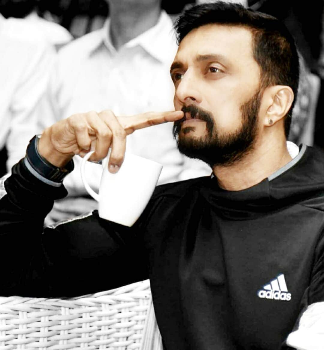 त्यानंतर २०१३ मध्ये किच्चा सुदीपने '३६० डिग्री' नावाची एक इव्हेंट कंपनी देखील सुरू केली होती.