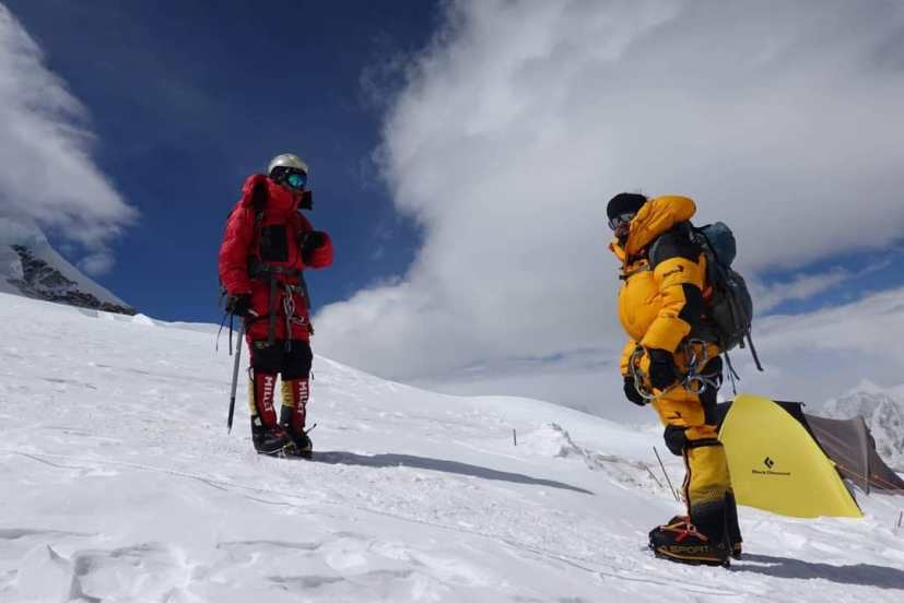 प्रियंका मोहिते हिने गुरुवारी संध्याकाळी ४ वाजून ५२ मिनिटांनी जगातील तिसर्‍या क्रमांकाचे सर्वोच्च शिखर कांचनजंगा सर करून ही मोहीम पूर्ण केली आहे. या पर्वताची उंची ८,५८६ मीटर आहे.