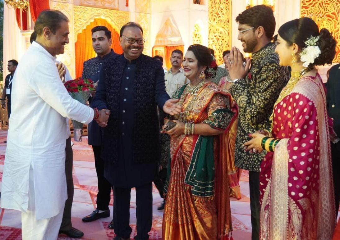 Chandrashekhar Bawankule Son Wedding