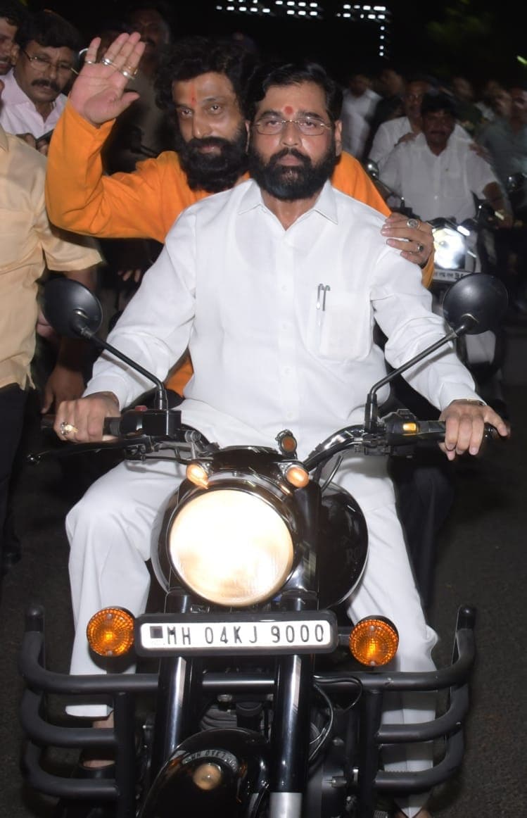 Dharmaveer Prasad Oak Eknath Shinde Bullet