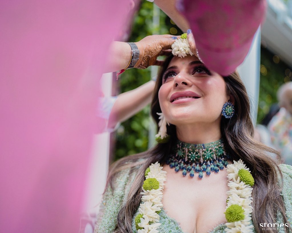 Kanika Kapoor Mehendi ceremony