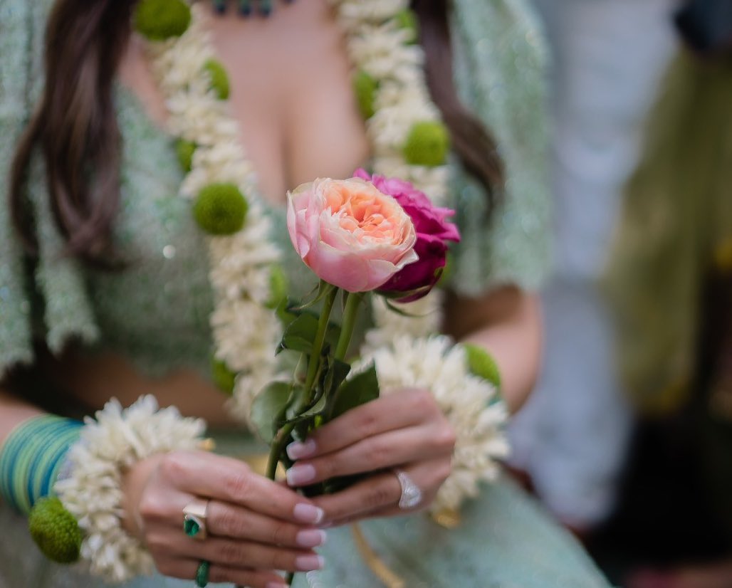 Kanika Kapoor Mehendi ceremony