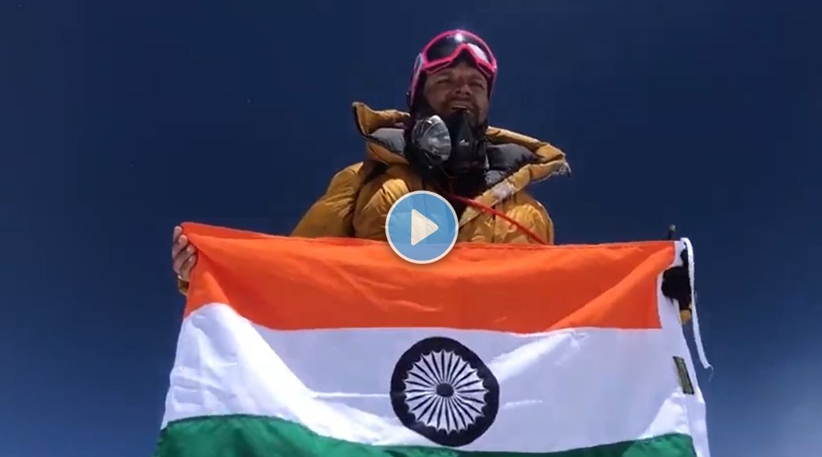 National Anthem At Mt Everest