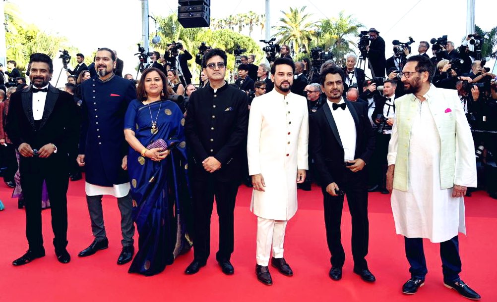 cannes film festival Deepika Padukone Retro look (8)