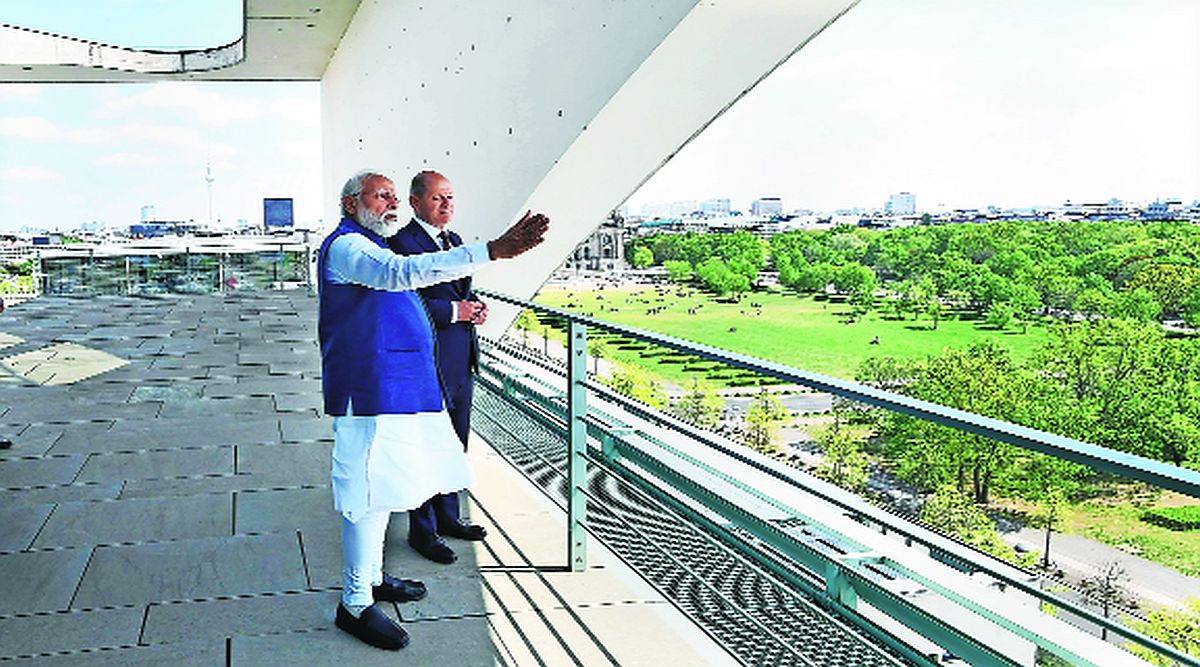 मोदींच्या जर्मनी दौऱ्यास सुरुवात; चान्सलर स्कोल्झ यांची भेट