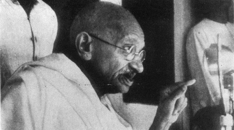 (संग्रहित छायाचित्र)
महात्मा गांधी