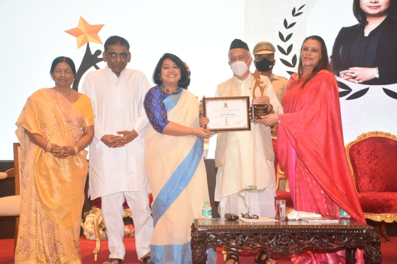 kamala rising star award (2)
