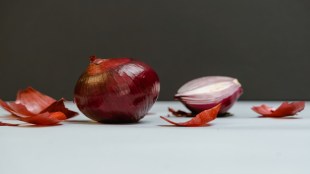 Do you know the side effects of eating raw onions?